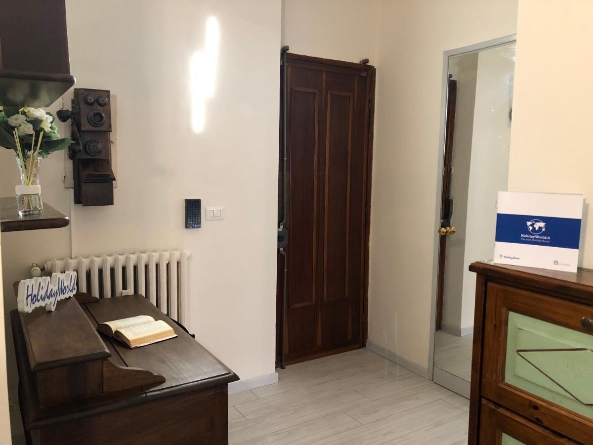 L'Angolo Del Borgo By Holiday World Turin Bagian luar foto