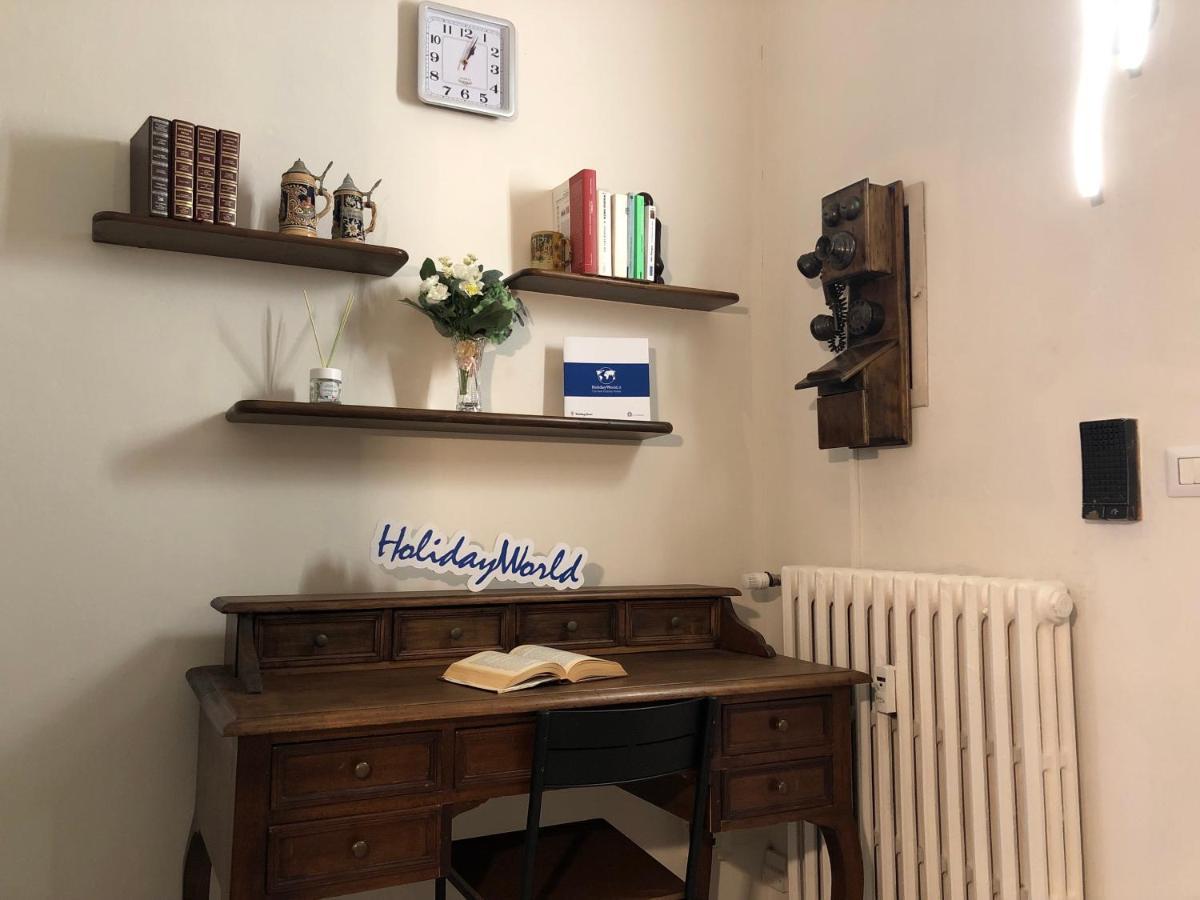 L'Angolo Del Borgo By Holiday World Turin Bagian luar foto